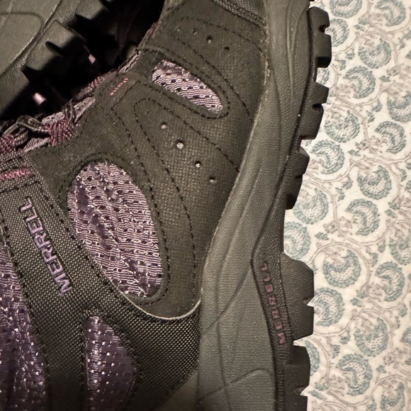 Merrell Black and Purple Outdoor boots - Picture 9 of 10